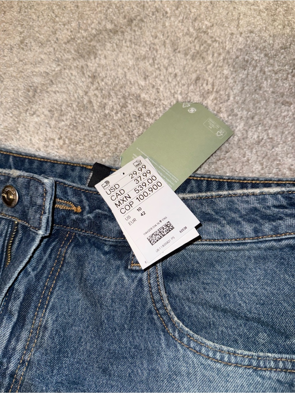 H&M High-Waist Rolled Hem Denim Shorts - Blue - Picture 3 of 5
